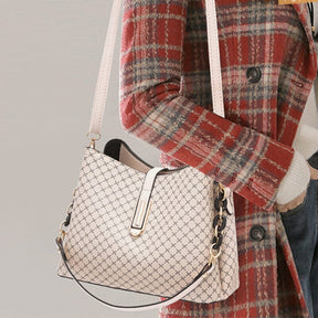 Bolsa Feminina Couro Chic Bela
