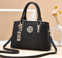 Bolsa Feminina Couro Clássica