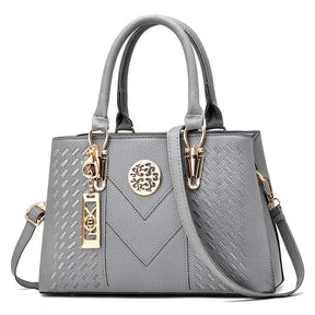Bolsa Feminina Couro Clássica