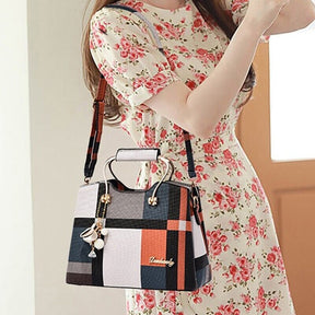 Bolsa Lattice de Couro